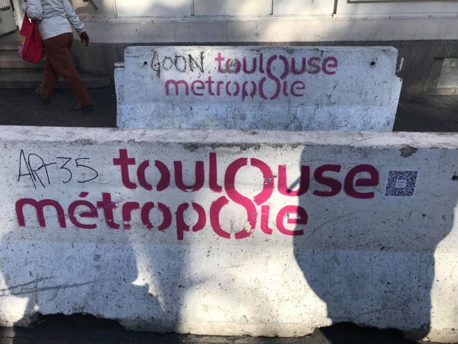 Aime moi à Toulouse © Citoyenne Féministe Aime moi à Toulouse © Citoyenne Féministe