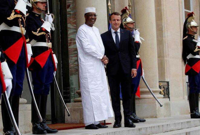 Idriss Déby et Emmanuel Macron, à l'Élysée, le 29 mai 2018. © Reuters