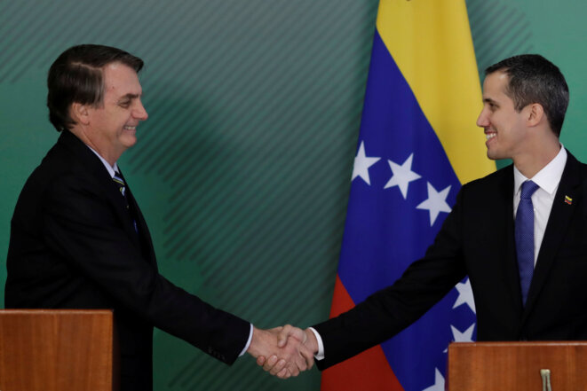 Jair Bolsonaro et Juan Guaidó le 28 février 2019 à Brasilia. © Reuters / Ueslei Marcelino. Jair Bolsonaro et Juan Guaidó le 28 février 2019 à Brasilia. © Reuters / Ueslei Marcelino.