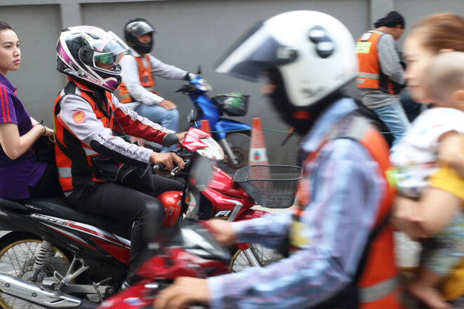 Une station de moto-taxi à l'est de Bangkok © Tom Vater Une station de moto-taxi à l'est de Bangkok © Tom Vater