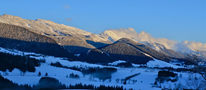 Montagnes du Vercors au couchant © Patrice Morel (4 avril 2019) Montagnes du Vercors au couchant © Patrice Morel (4 avril 2019)