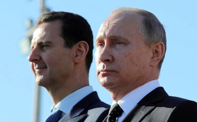 Bachar al-Assad et Vladimir Poutine, dans la région de Lattaquié en Syrie, le 11 décembre 2017. © Reuters Bachar al-Assad et Vladimir Poutine, dans la région de Lattaquié en Syrie, le 11 décembre 2017. © Reuters