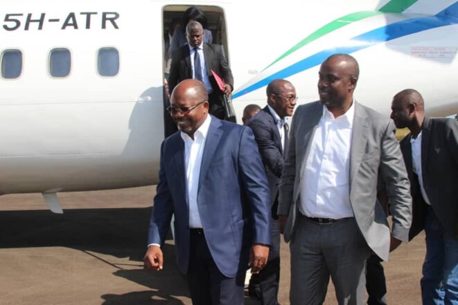 Alain-Claude BILIE BI NZE & Arnaud Calixte ENGANDJI ALANDJI, une escapade médiatique à 9 millions F-CFA Alain-Claude BILIE BI NZE & Arnaud Calixte ENGANDJI ALANDJI, une escapade médiatique à 9 millions F-CFA