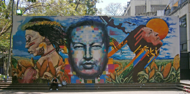 mural-chavez-is-god-in-caracas