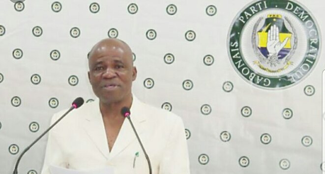 Faustin Boukoubi, parfait dans son rôle de traître à la nation Faustin Boukoubi, parfait dans son rôle de traître à la nation