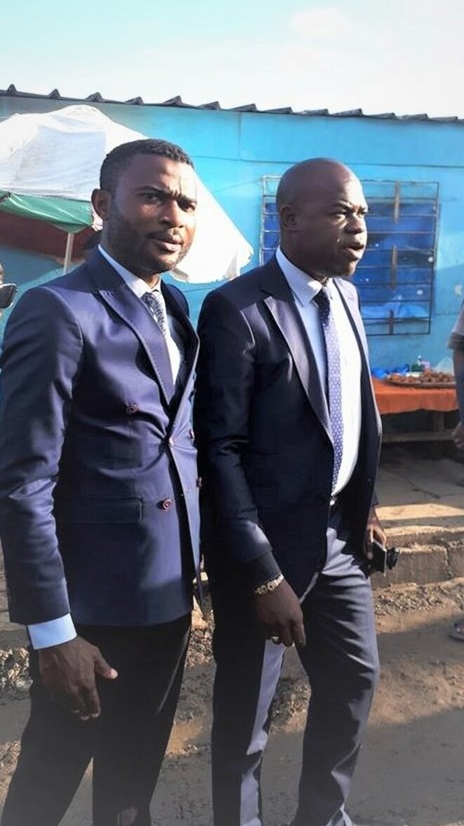 Lionel Erwin DIAMBOU à droite Lionel Erwin DIAMBOU à droite
