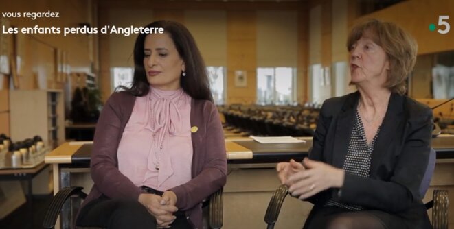Amal Al-Dossari et Kirsten Sandberg, du Comité des droits de l'enfant de l'ONU Amal Al-Dossari et Kirsten Sandberg, du Comité des droits de l'enfant de l'ONU