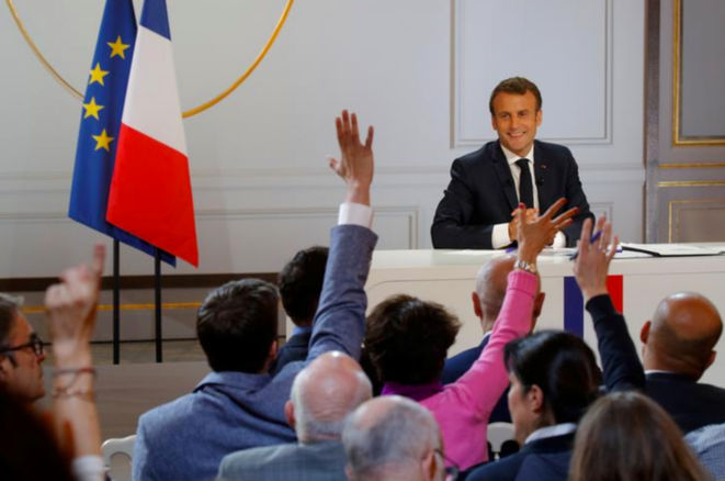 Conférence de presse à l’Élysée, le 25 avril. © Reuters