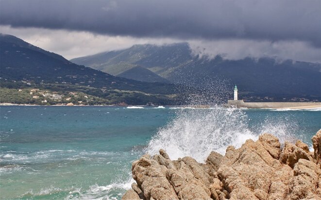 Entrée du port à Propriano © Patrice Morel (mai 2019) Entrée du port à Propriano © Patrice Morel (mai 2019)