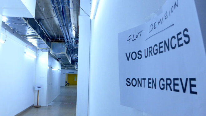 Couloir des urgences, Hopital de Mâcon. Directeur Monsieur Flot. © BB Libre_usage Couloir des urgences, Hopital de Mâcon. Directeur Monsieur Flot. © BB Libre_usage