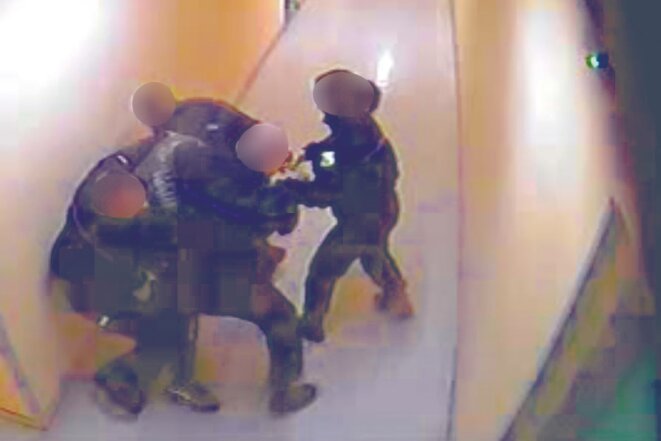 Capture d'écran des images prises par une caméra de vidéosurveillance lors d'une intervention à Saint-Quentin-Fallavier en 2013. Capture d'écran des images prises par une caméra de vidéosurveillance lors d'une intervention à Saint-Quentin-Fallavier en 2013.