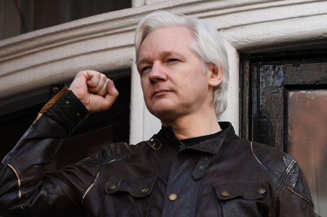 julien-assange