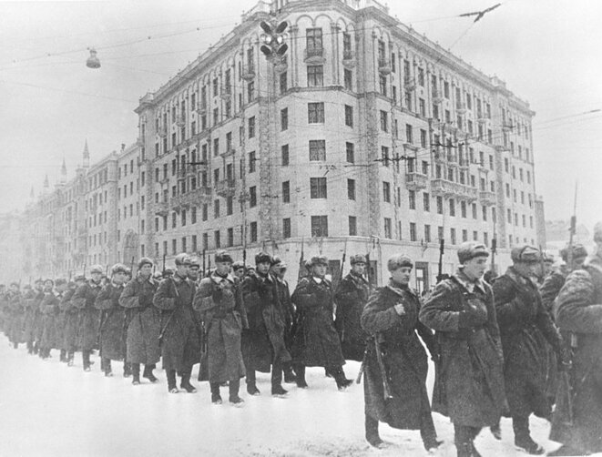 1941, les troupes sibériennes sauvent Moscou © Wikepidea 1941, les troupes sibériennes sauvent Moscou © Wikepidea