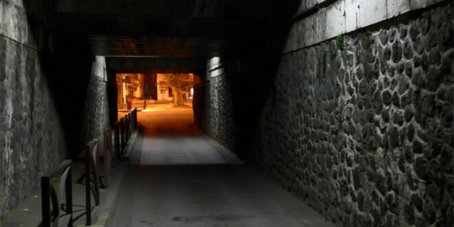 De la lumière au bout du tunnel ?... © Celeda / Wikimedia Commons / CC-BY-SA 4.0int De la lumière au bout du tunnel ?... © Celeda / Wikimedia Commons / CC-BY-SA 4.0int