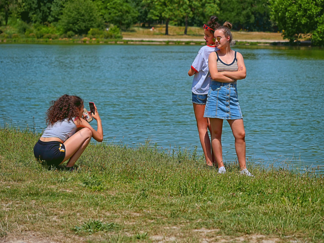"Les filles" photo Jacques Chuilon © Jacques Chuilon "Les filles" photo Jacques Chuilon © Jacques Chuilon