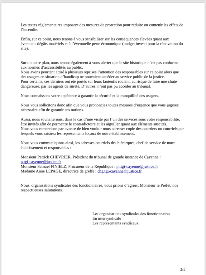 Tract des organisations syndicales des fonctionnaires des services de Justice de Guyane en intersyndicale (12 août 2019). Tract des organisations syndicales des fonctionnaires des services de Justice de Guyane en intersyndicale (12 août 2019).