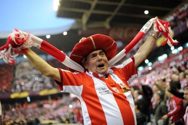 L’Athletic, une institution forte et un symbole identitaire puissant pour ses supporters / Crédits photo : Mirror UK L’Athletic, une institution forte et un symbole identitaire puissant pour ses supporters / Crédits photo : Mirror UK