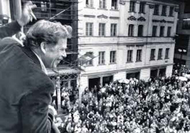 Vaclav Havel, alors candidat à la présidentielle en 1989. © REUTERS Vaclav Havel, alors candidat à la présidentielle en 1989. © REUTERS