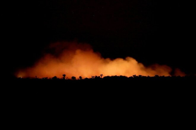 Alors que les incendies ont bondi en Amazonie, le mépris du président brésilien Jair Bolsonaro pour les mesures de protection de l’environnement a attiré l’attention internationale. Alors que les incendies ont bondi en Amazonie, le mépris du président brésilien Jair Bolsonaro pour les mesures de protection de l’environnement a attiré l’attention internationale.