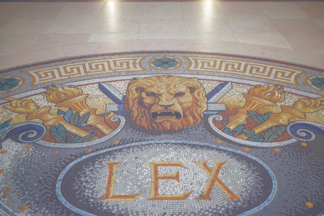 Violences de surveillants de prison: le déni de (la) justice