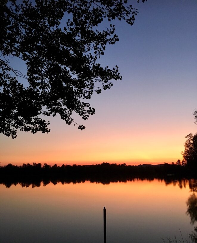 Crépuscule iPhone KT 30 aout 2019 Crépuscule iPhone KT 30 aout 2019
