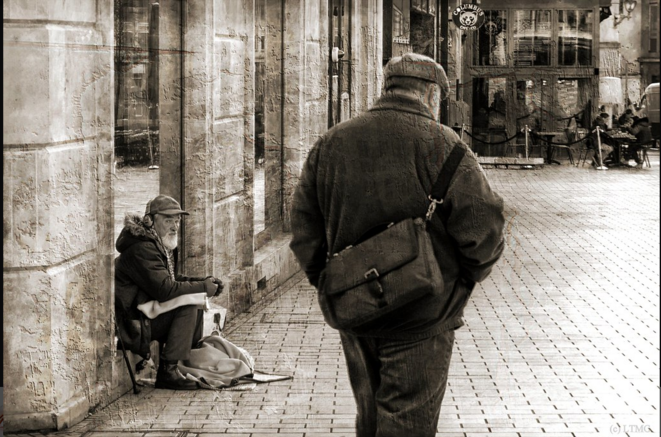 Two worlds © Luna TMG Two worlds © Luna TMG