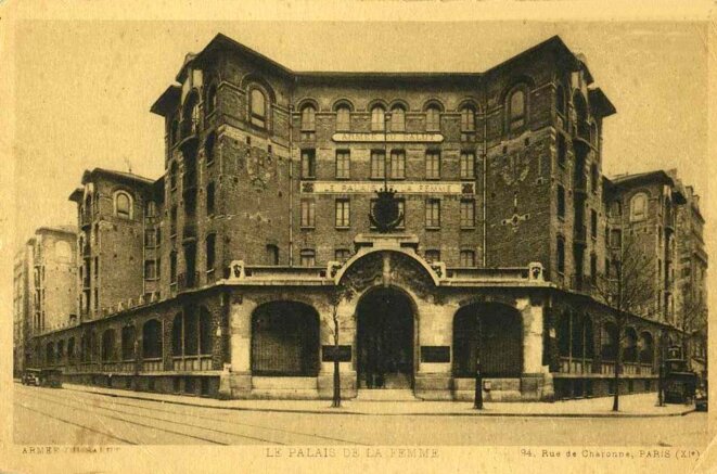 Le Palais de la femme vers 1930 Le Palais de la femme vers 1930