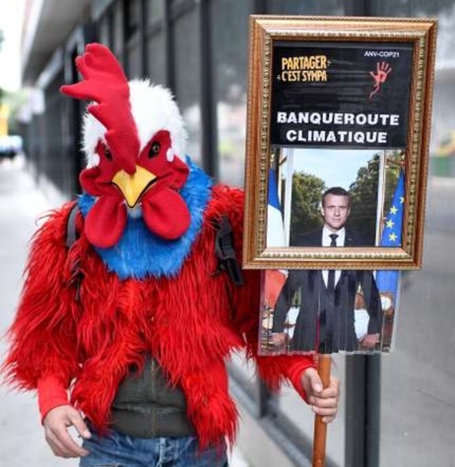 soutien-de-crocheur-macron-1