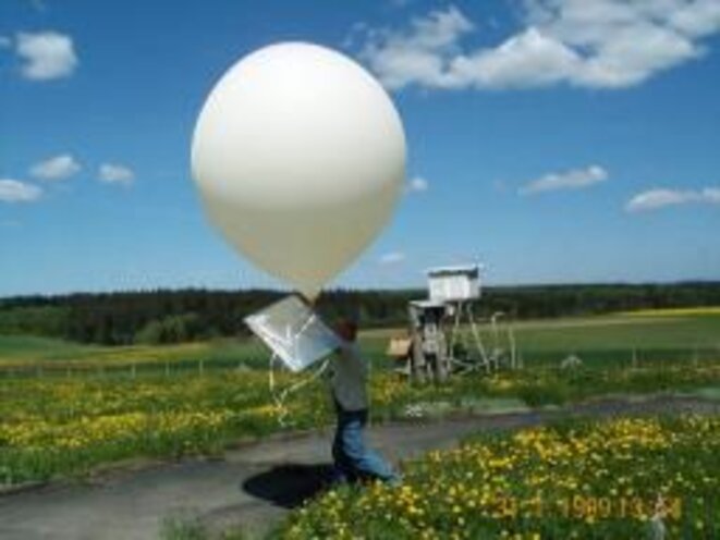 ballon-radiosonde-f
