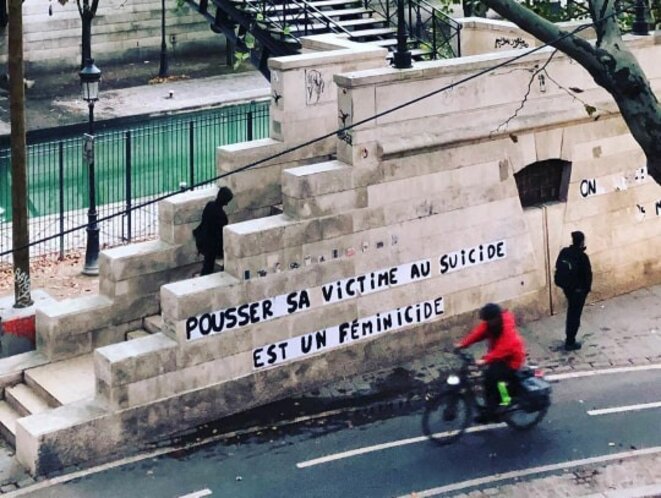 Collage féministe - Paris