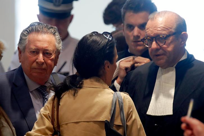 À droite, Hervé Temime, avocat du laboratoire Servier. © Reuters À droite, Hervé Temime, avocat du laboratoire Servier. © Reuters