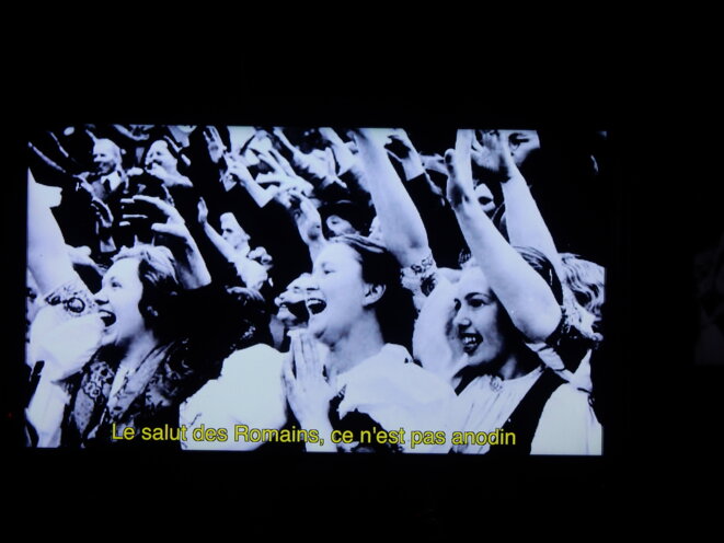 Illustration dans le clip de la chanson "ce geste" Illustration dans le clip de la chanson "ce geste"