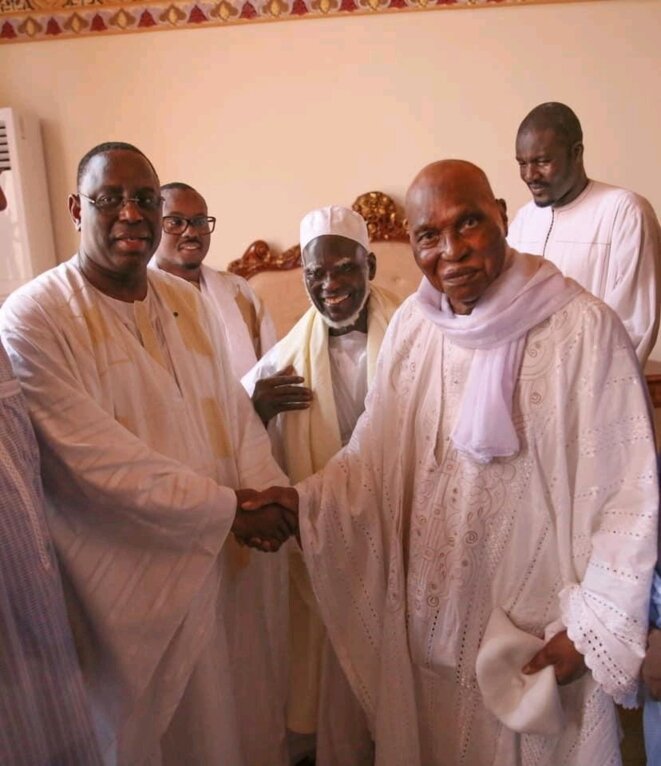 Retrouvailles de Me Abdoulaye Wade et de Macky Sall à Massallikoul Djinane Retrouvailles de Me Abdoulaye Wade et de Macky Sall à Massallikoul Djinane