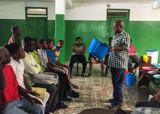 «La situation paralyse le pays, ce sont les plus pauvres qui en paient le prix»