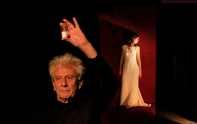 Scène de "Madame se meurt!" © Pascal Victor Scène de "Madame se meurt!" © Pascal Victor