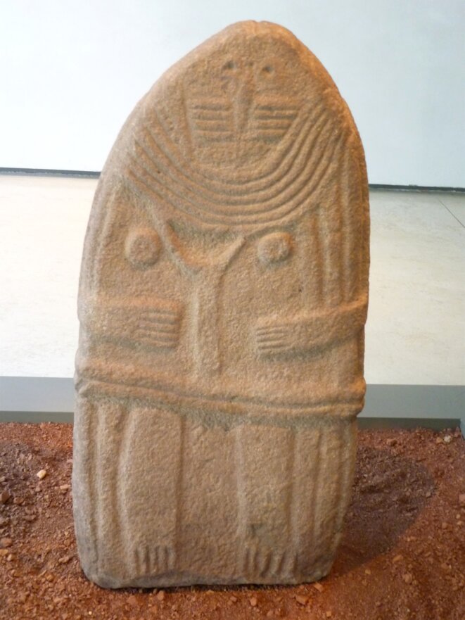 statue-menhir
