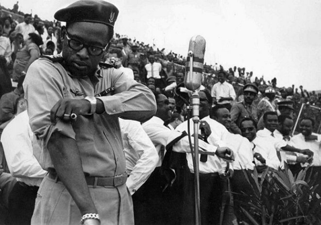 freddy-mulongo-mobutu-retroussons-les-manches-1