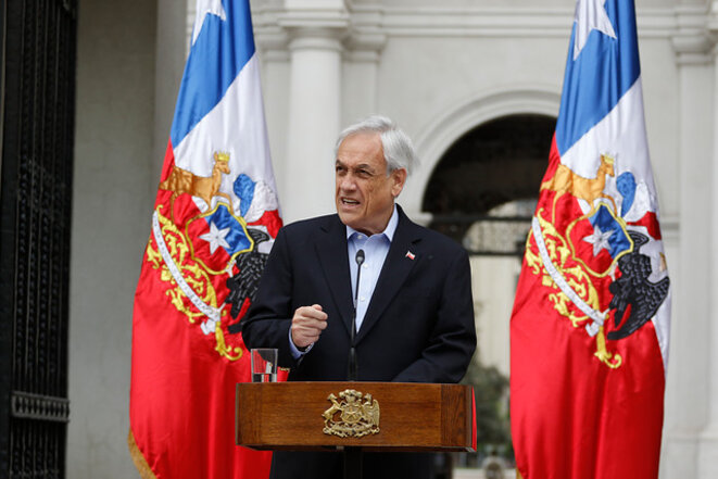 Piñera cede a la presión tras la “marcha más grande de la historia” y pide la renuncia a todos sus ministros © Agencia Uno Piñera cede a la presión tras la “marcha más grande de la historia” y pide la renuncia a todos sus ministros © Agencia Uno