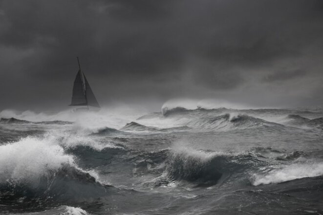 voilier-dans-la-tempete