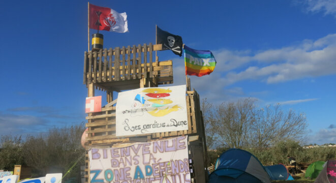 photo1