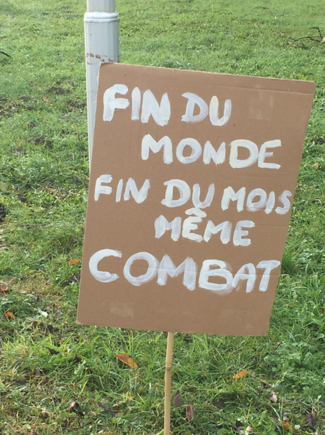 Fin du monde, fin du mois, même combat © ©AB Fin du monde, fin du mois, même combat © ©AB