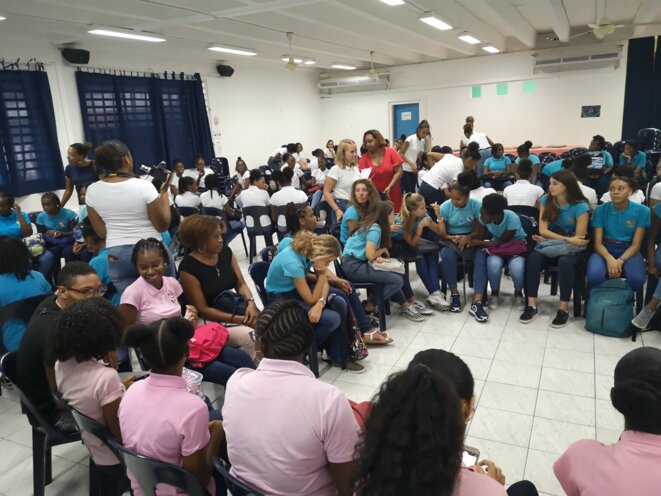 Journée nationale Science de l'ingénieur au féminin - Élèves (filles) du Nord Atlantique de la Martinique au LGT Franz Fanon © Humanity For The World (HFTW) Journée nationale Science de l'ingénieur au féminin - Élèves (filles) du Nord Atlantique de la Martinique au LGT Franz Fanon © Humanity For The World (HFTW)