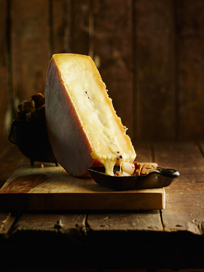 Fromage à raclette © Copyrigh Creative Commons, photo Benoit Levac Fromage à raclette © Copyrigh Creative Commons, photo Benoit Levac