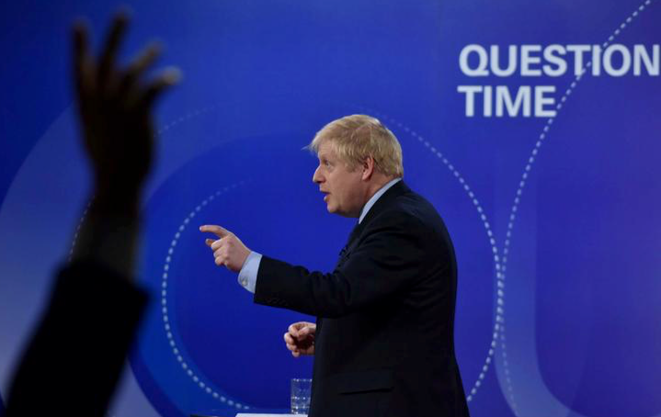 Boris Johnson à l'émission de la BBC "Question Time" le 22 novembre 2019, à Sheffield (Grande-Bretagne). © Jeff Overs/BBC/Handout Boris Johnson à l'émission de la BBC "Question Time" le 22 novembre 2019, à Sheffield (Grande-Bretagne). © Jeff Overs/BBC/Handout