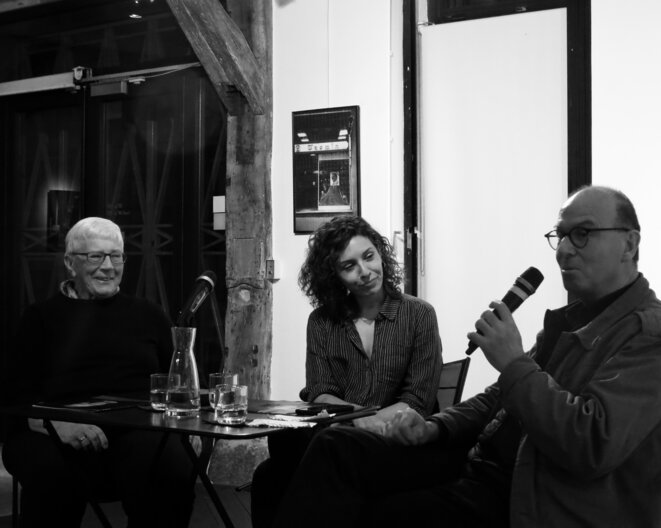 Srbijanka et Mila Turajlić à l'Espace des femmes en compagnie d'Antoine Perraud © S.C. Srbijanka et Mila Turajlić à l'Espace des femmes en compagnie d'Antoine Perraud © S.C.