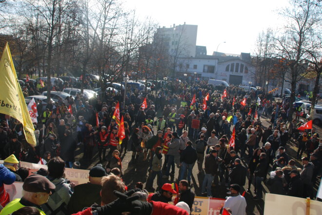 marée humaine devant la Bourse du Travail © ©AH marée humaine devant la Bourse du Travail © ©AH