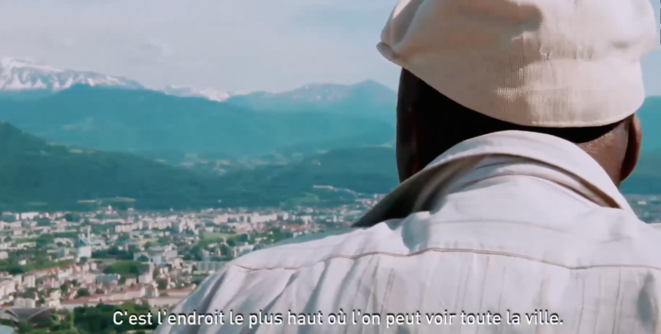 Nasrudin Gladeema : "Outside the Border Box"