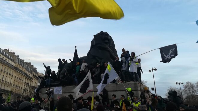 10 Décembre Revivez La Journée De Manifestations à Paris Et