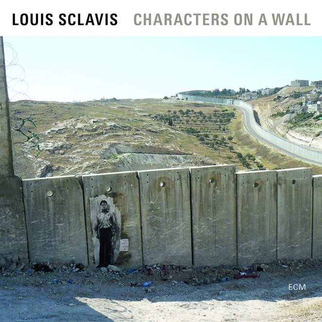 sclavis-characters-on-a-wall