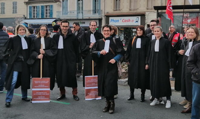 Les avocats se sentent aussi concernés Les avocats se sentent aussi concernés